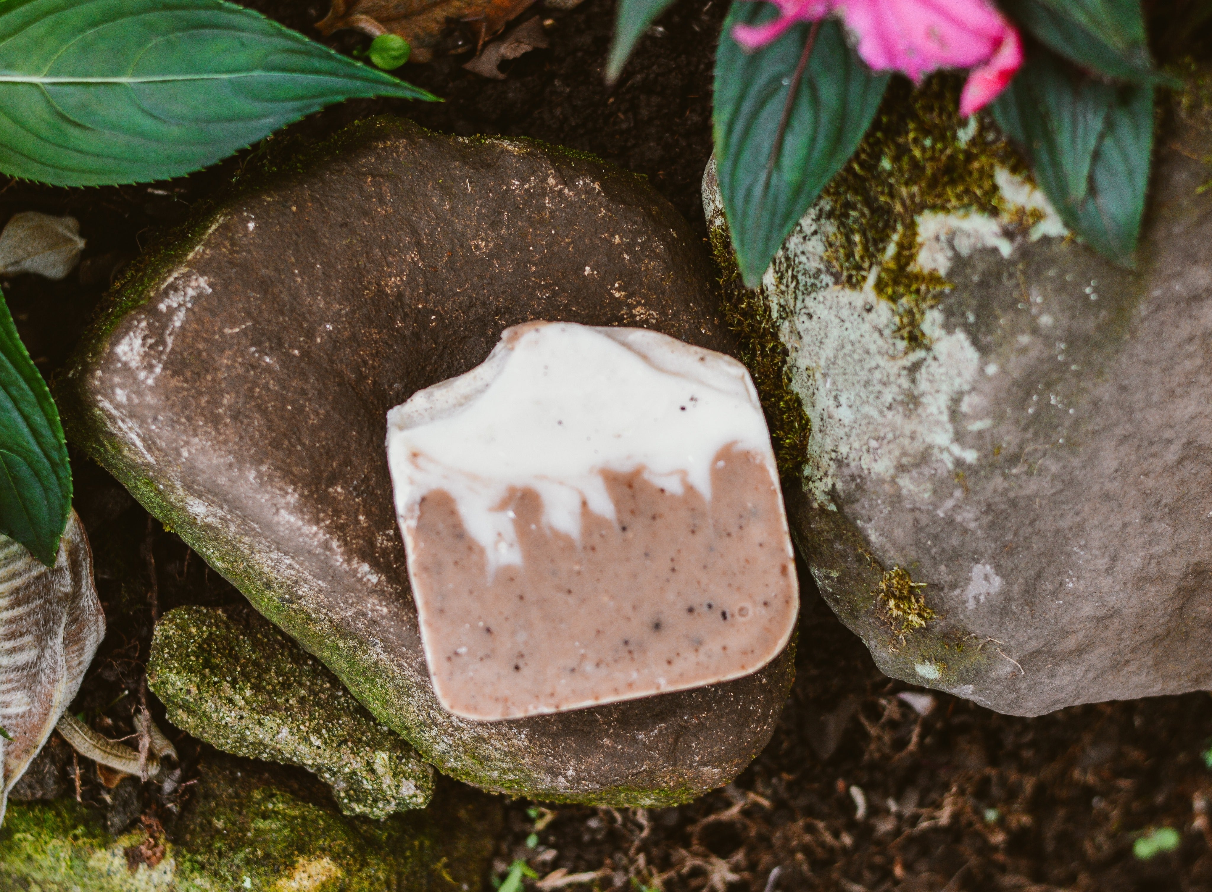 Black Magic Alchemy Chaga Rootbeer Float Soap - Multiverse